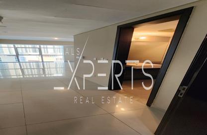 Apartment - 2 Bedrooms - 3 Bathrooms for rent in Tala Tower - Marina Square - Al Reem Island - Abu Dhabi Apartment - 2 Bedrooms - 3 Bathrooms for rent in Tala Tower - Marina Square - Al Reem Island - Abu Dhabi