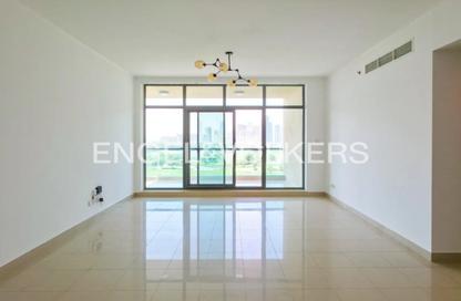 Apartment - 2 Bedrooms - 2 Bathrooms for rent in The Links West Tower - The Links - The Views - Dubai