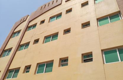 عمارة بالكامل - 7+ - 7+ للبيع في طريق فاير ستاشن - مويلح - الشارقة