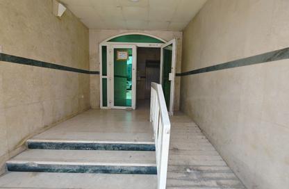 عمارة بالكامل - 7+ - 7+ للبيع في طريق فاير ستاشن - مويلح - الشارقة