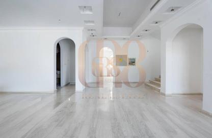Villa - 5 Bedrooms - 6 Bathrooms for rent in Al Barsha South 2 - Al Barsha South - Al Barsha - Dubai Villa - 5 Bedrooms - 6 Bathrooms for rent in Al Barsha South 2 - Al Barsha South - Al Barsha - Dubai