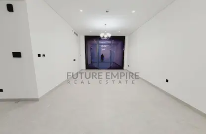 Apartment - 2 Bedrooms - 3 Bathrooms for rent in Dubai Healthcare City - Bur Dubai - Dubai