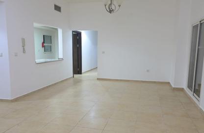 Apartment - 3 Bedrooms - 3 Bathrooms for rent in Al Thamam 14 - Al Thamam - Remraam - Dubai Land - Dubai
