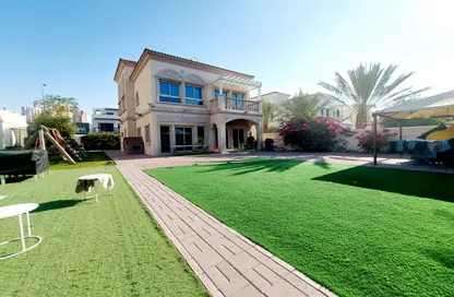Villa - 2 Bedrooms - 4 Bathrooms for rent in District 9A - Jumeirah Village Triangle - Dubai