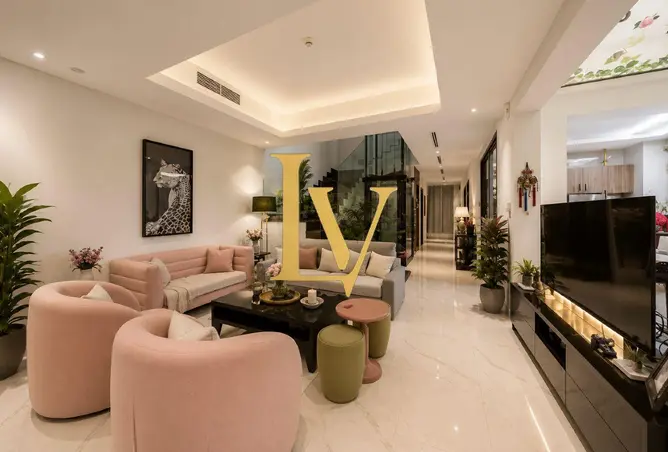 151916989 - Property Image 2
