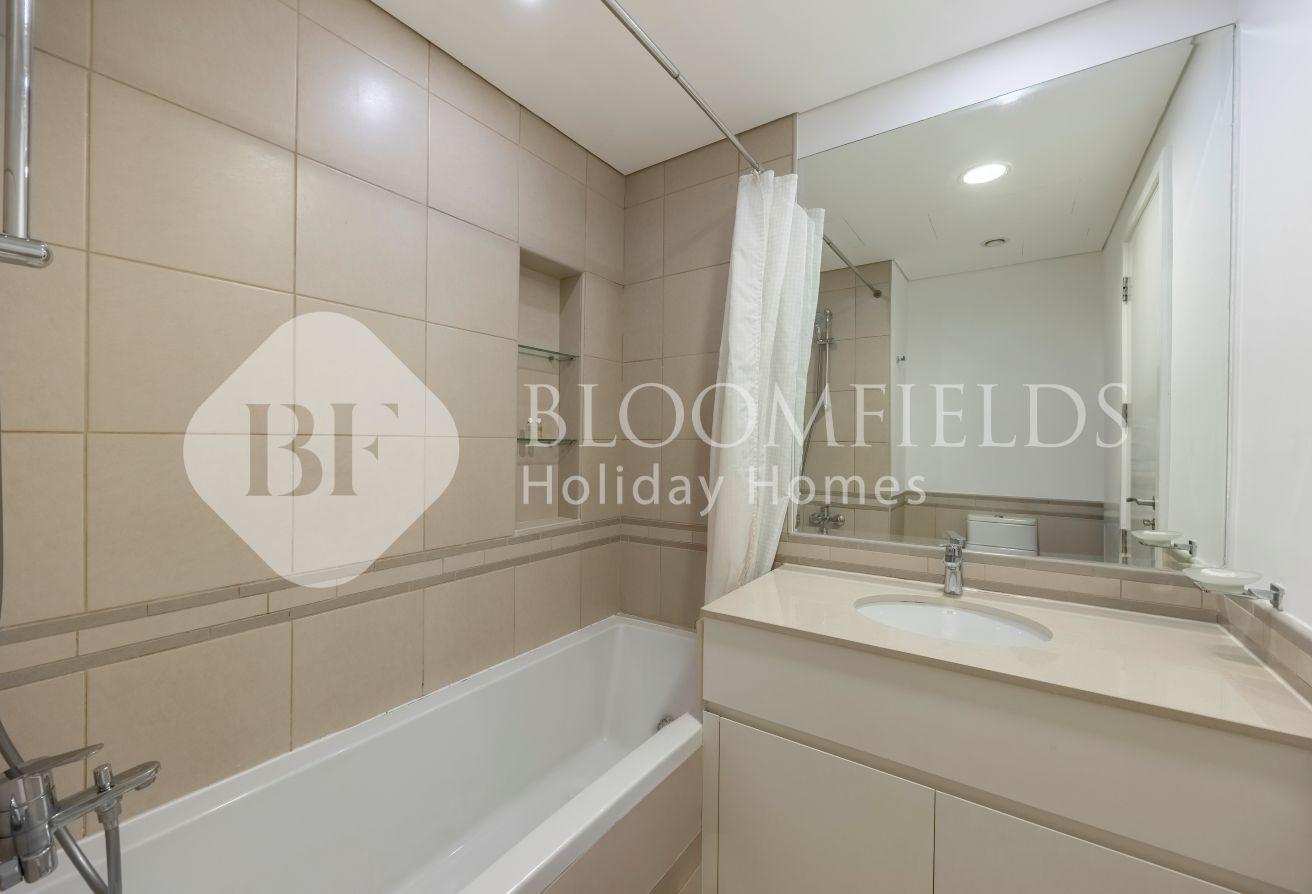 Modern 1BR Townhouse | Safi 2 | Town Square photo 10