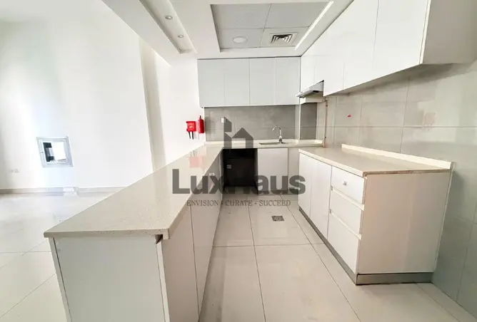 160120012 - Property Image 2