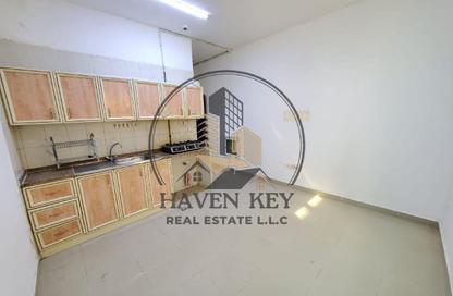 Apartment - Studio - 1 for rent in Fire Station Road - Muwaileh - Sharjah