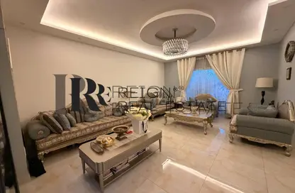 Villa - 4 Bedrooms - 5 Bathrooms for sale in Contemporary Style - Al Reef Villas - Al Reef - Abu Dhabi