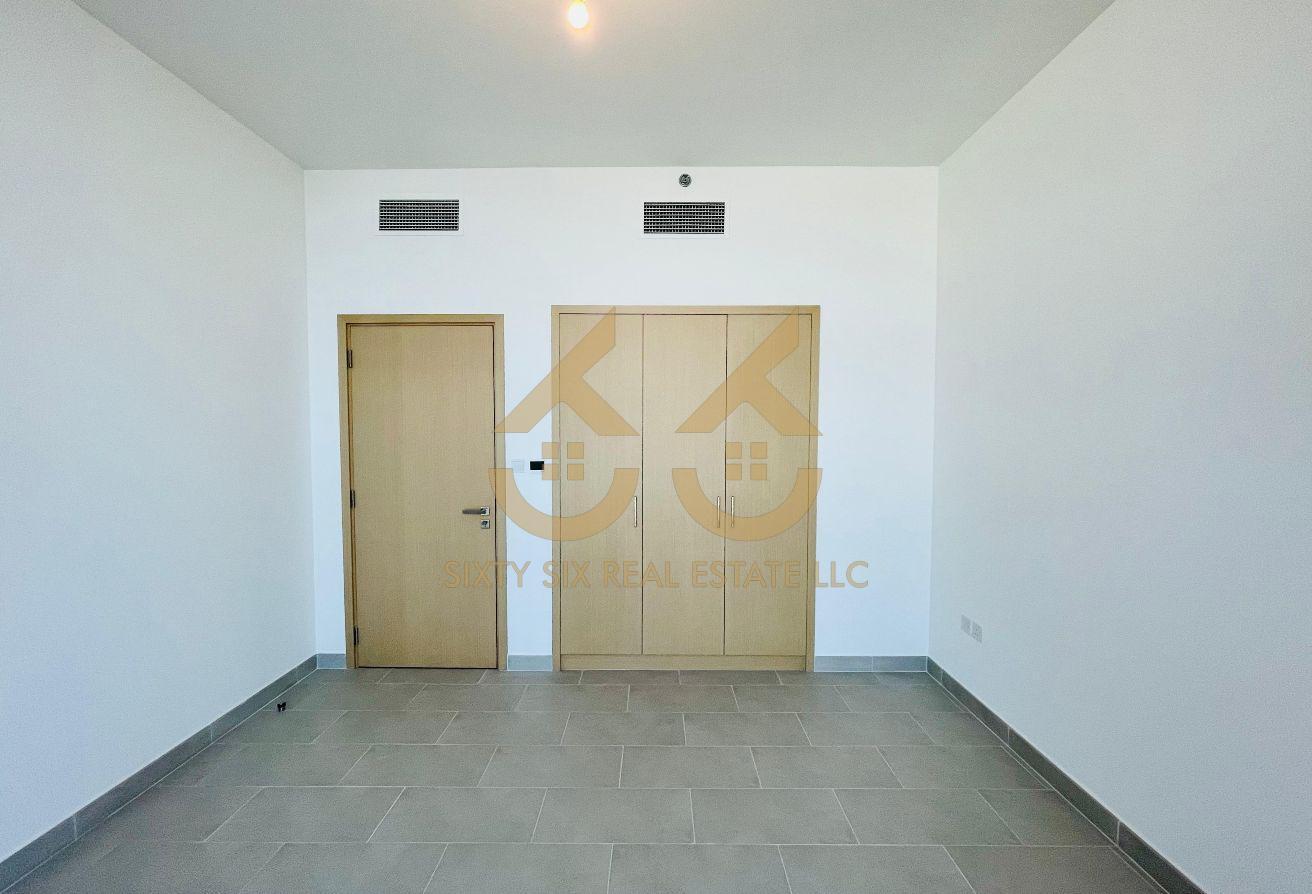 Sea View | Huge Layout | Lovely 1bhk photo 9