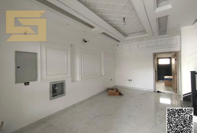 74619812 - Property Image 3