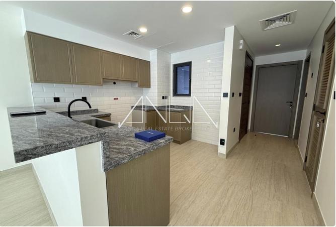 77369868 - Property Image 3