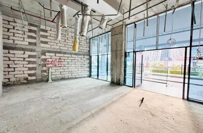 متجر - استوديو - 1 حمام للايجار في بن غاطي كانال - الخليج التجاري - دبي