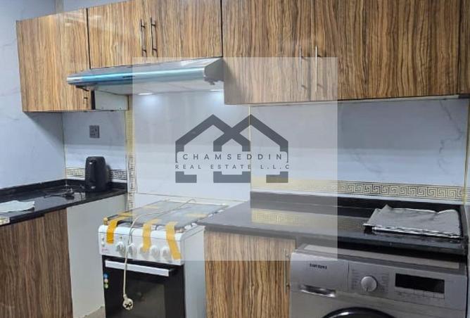 98682860 - Property Image 3