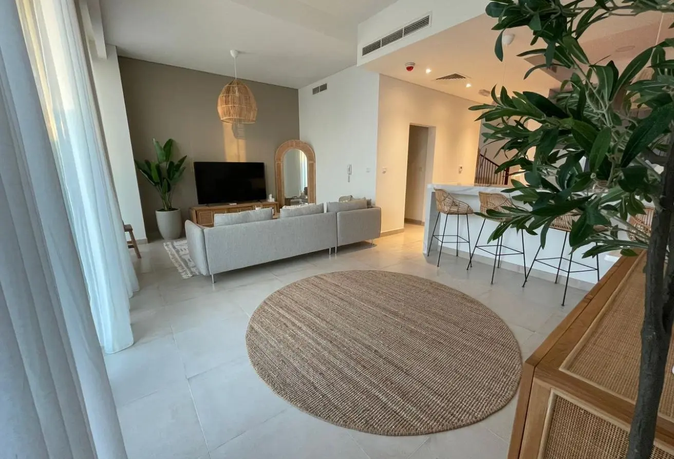 162329500 - Property Main Image