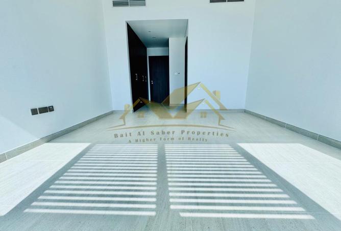 56938433 - Property Image 3