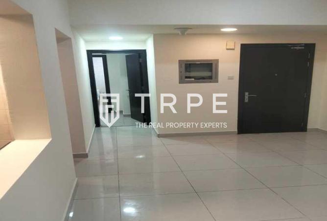 73127052 - Property Image 2