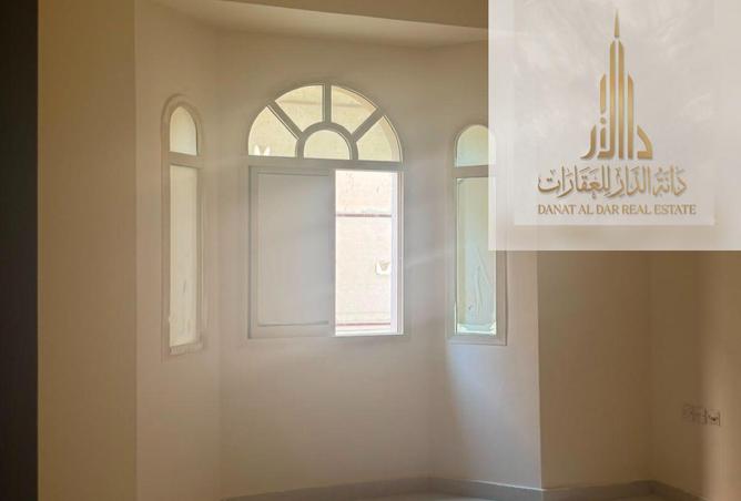 128387997 - Property Image 2