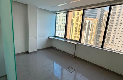 Office Space - Studio - 1 for rent in Al Majaz 2 - Al Majaz - Sharjah