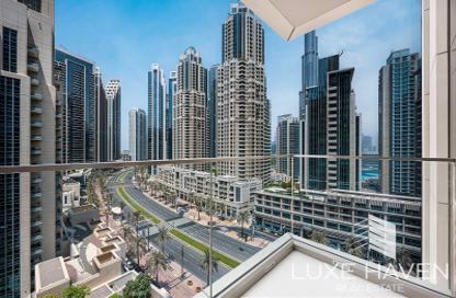 Apartment - 2 - 3 for rent in Vida Residence Downtown - Downtown Dubai - Dubai