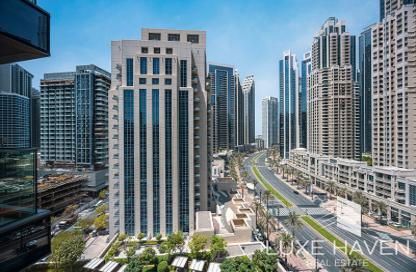 Apartment - 2 - 3 for rent in Vida Residence Downtown - Downtown Dubai - Dubai