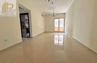 Apartment - 2 - 3 for rent in City House 2 - Al Barsha 1 - Al Barsha - Dubai