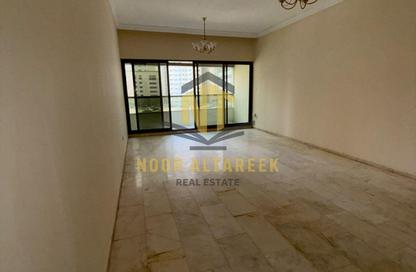 Apartment - 3 - 3 for rent in New Al Taawun Road - Al Taawun - Sharjah