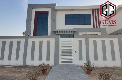 Villa - 5 - 6 for rent in Nad Al Sheba 4 - Nad Al Sheba - Dubai Villa - 5 - 6 for rent in Nad Al Sheba 4 - Nad Al Sheba - Dubai
