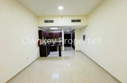 Apartment - Studio - 1 Bathroom for rent in Burj Residence 2 - District 10 - Jumeirah Village Circle - Dubai