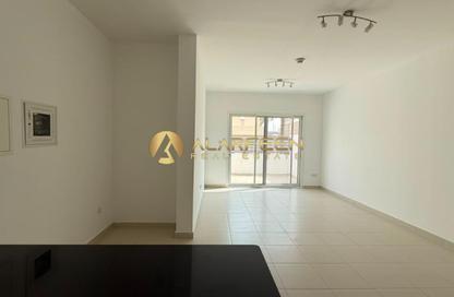 Apartment - Studio - 1 Bathroom for rent in Oxford Building - District 14 - Jumeirah Village Circle - Dubai