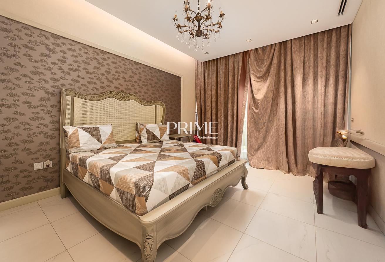 5BR Contemporary | Upgraded | Available photo 12