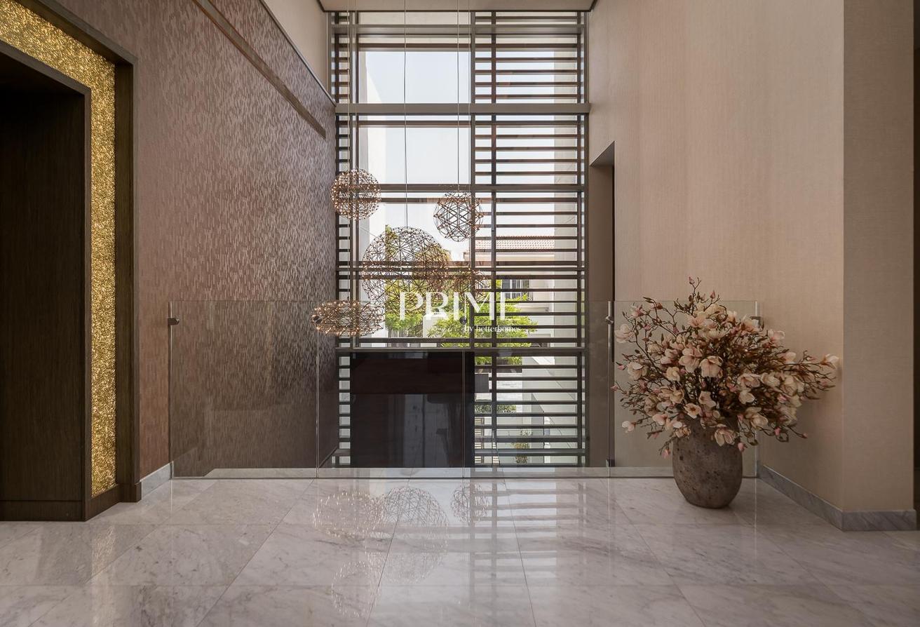 5BR Contemporary | Upgraded | Available photo 13