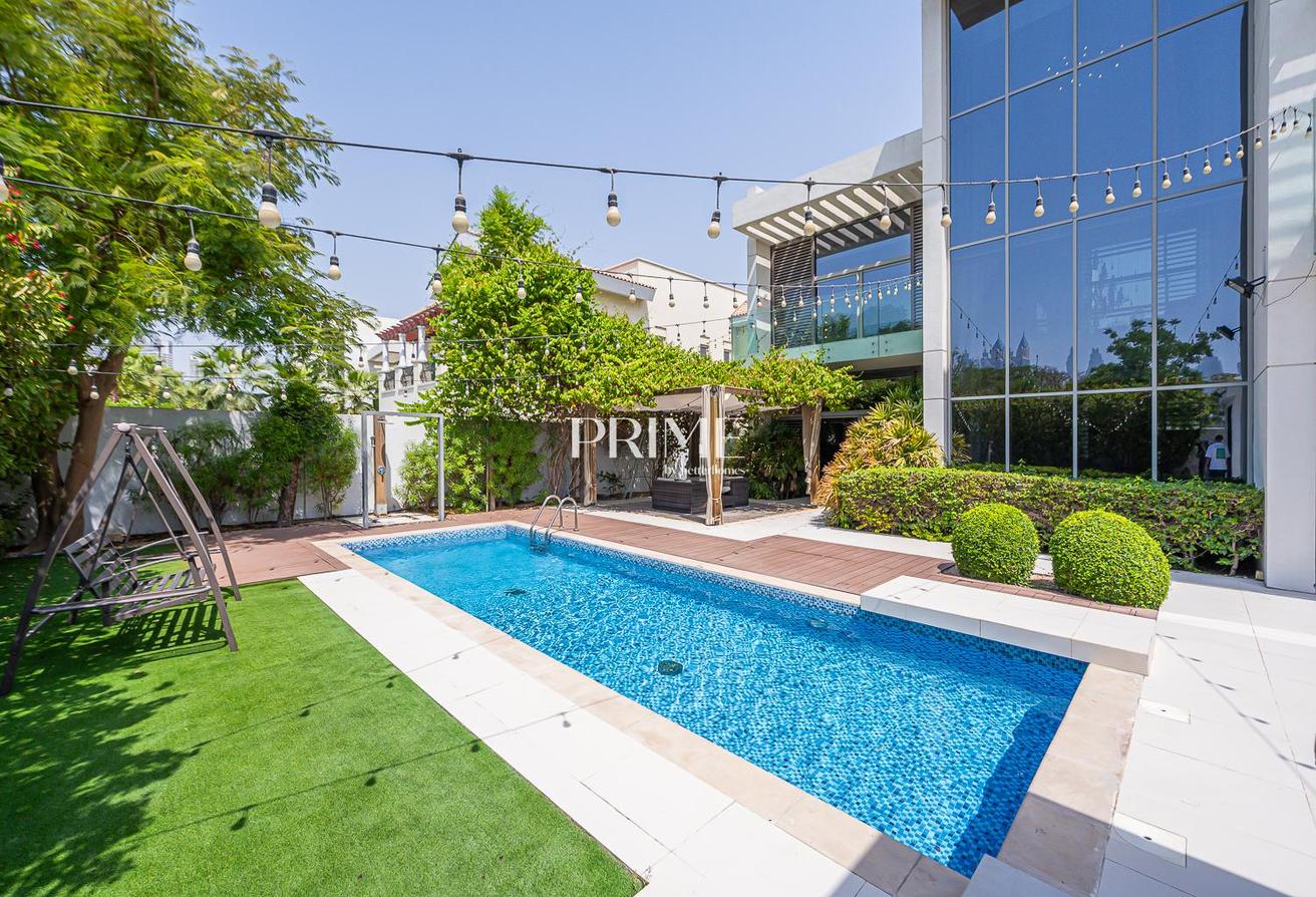 5BR Contemporary | Upgraded | Available photo 25