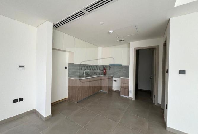 70280667 - Property Image 2