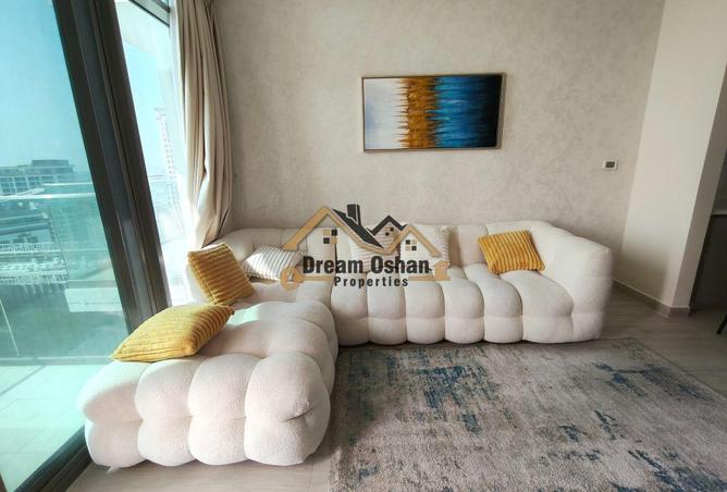 102821426 - Property Image 2