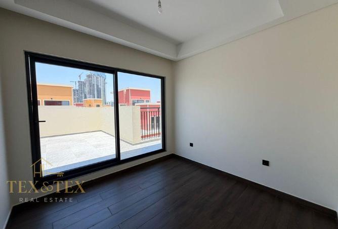 142836795 - Property Image 2