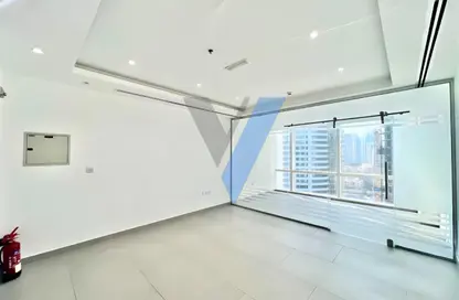 Office Space - Studio - 1 Bathroom for rent in Tamani Art Tower - Business Bay - Dubai