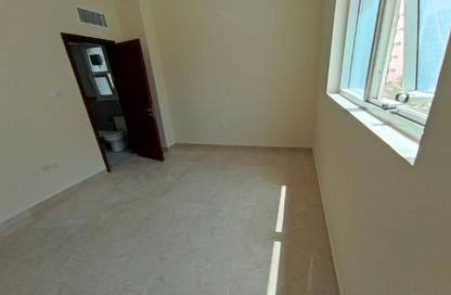 Apartment - 1 - 1 for rent in Al Qulaya'ah - Al Sharq - Sharjah