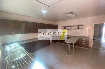 Villa - 5 Bedrooms - 5 Bathrooms for rent in Umm Suqeim 2 Villas - Umm Suqeim 2 - Umm Suqeim - Dubai Villa - 5 Bedrooms - 5 Bathrooms for rent in Umm Suqeim 2 Villas - Umm Suqeim 2 - Umm Suqeim - Dubai