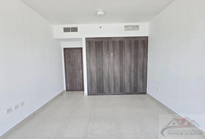 87871747 - صورة العقار 3