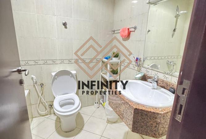 128364865 - Property Image 3