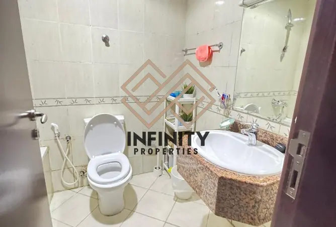 128364865 - Property Image 3