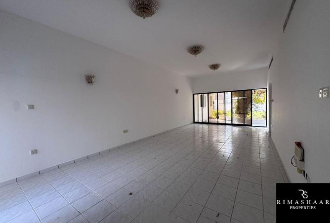 4 Bed+Maid | Private Garden | Shared Pool photo 2