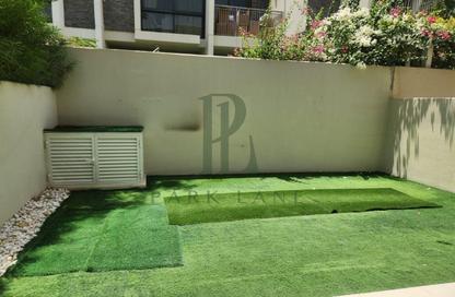 Townhouse - 4 Bedrooms - 5 Bathrooms for rent in Zinnia - The Roots Damac Hills 2 - Damac Hills 2 - Dubai