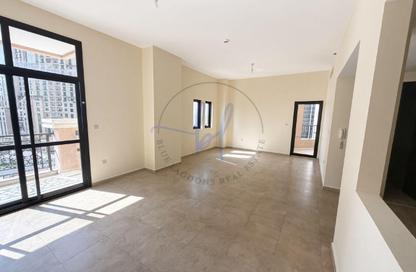 Apartment - 2 - 3 for rent in Silicon Gates 1 - Silicon Gates - Dubai Silicon Oasis - Dubai