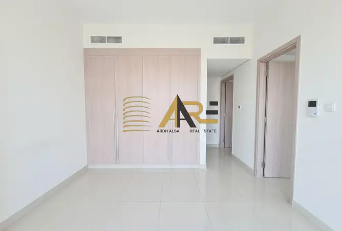 162814797 - Property Image 3