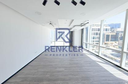 Office Space - Studio - 1 Bathroom for rent in Tamani Art Tower - Business Bay - Dubai