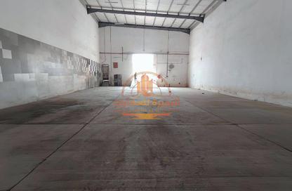 Warehouse - Studio - 1 Bathroom for rent in Industrial Building 13 - Industrial Area 13 - Sharjah Industrial Area - Sharjah
