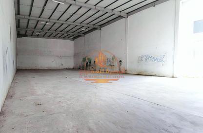Warehouse - Studio - 1 Bathroom for rent in Industrial Building 13 - Industrial Area 13 - Sharjah Industrial Area - Sharjah