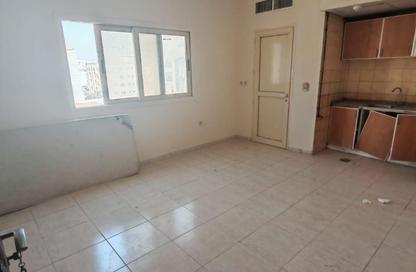 Apartment - Studio - 1 Bathroom for rent in Bu Tina - Al Sharq - Sharjah Apartment - Studio - 1 Bathroom for rent in Bu Tina - Al Sharq - Sharjah
